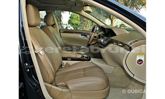 Buy Import Mercedes-Benz 200 Blue Car in Import - Dubai in Belait Buy Import Mercedes-Benz 200 Blue Car in Import - Dubai in Belait