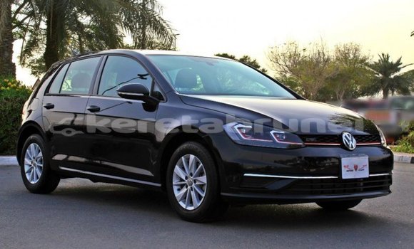 Buy Import Volkswagen Golf Black Car in Import - Dubai in Belait