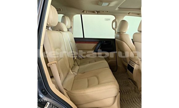 Buy Import Toyota Land Cruiser Other Car in Import - Dubai in Belait Buy Import Toyota Land Cruiser Other Car in Import - Dubai in Belait