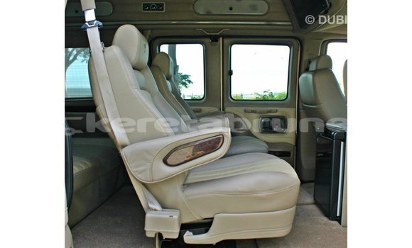 Buy Import GMC Acadia Other Car in Import - Dubai in Belait Buy Import GMC Acadia Other Car in Import - Dubai in Belait