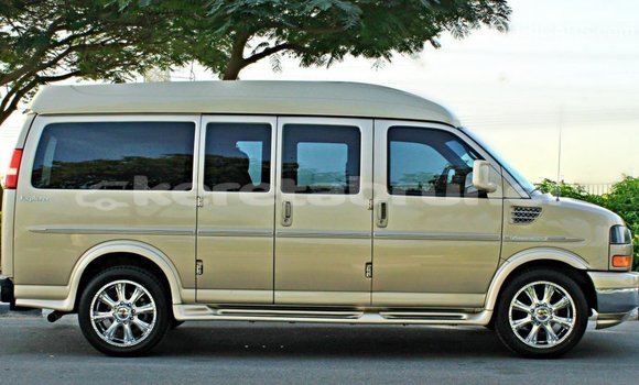 Buy Import GMC Acadia Other Car in Import - Dubai in Belait Buy Import GMC Acadia Other Car in Import - Dubai in Belait