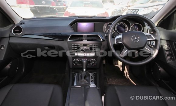 Buy Import Mercedes-Benz 200 White Car in Import - Dubai in Belait Buy Import Mercedes-Benz 200 White Car in Import - Dubai in Belait