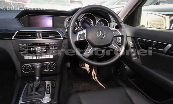 Buy Import Mercedes-Benz 200 White Car in Import - Dubai in Belait Buy Import Mercedes-Benz 200 White Car in Import - Dubai in Belait