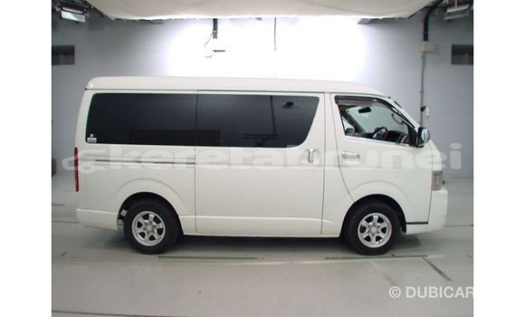 Buy Import Toyota Regius White Car in Import - Dubai in Belait Buy Import Toyota Regius White Car in Import - Dubai in Belait