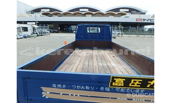 Buy Import Toyota HiAce Blue Truck in Import - Dubai in Belait Buy Import Toyota HiAce Blue Truck in Import - Dubai in Belait