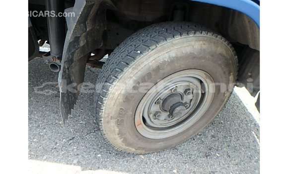 Buy Import Toyota HiAce Blue Truck in Import - Dubai in Belait Buy Import Toyota HiAce Blue Truck in Import - Dubai in Belait