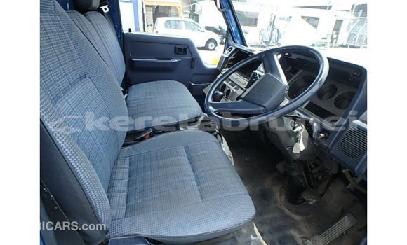 Buy Import Toyota HiAce Blue Truck in Import - Dubai in Belait Buy Import Toyota HiAce Blue Truck in Import - Dubai in Belait