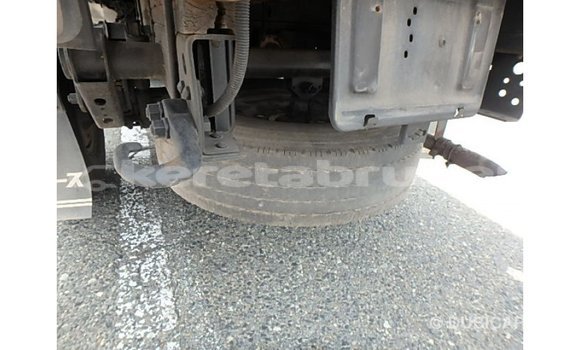 Buy Import Toyota HiAce Blue Truck in Import - Dubai in Belait Buy Import Toyota HiAce Blue Truck in Import - Dubai in Belait