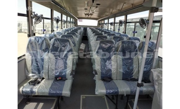 Buy Import Tata Xenon White Car in Import - Dubai in Belait Buy Import Tata Xenon White Car in Import - Dubai in Belait