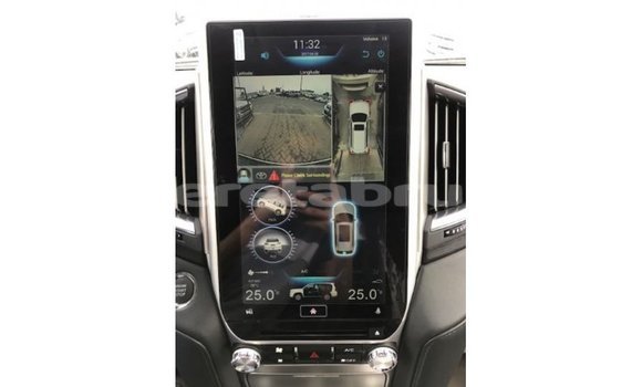 Buy Import Toyota Land Cruiser White Car in Import - Dubai in Belait Buy Import Toyota Land Cruiser White Car in Import - Dubai in Belait