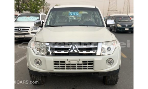Buy Import Mitsubishi Pajero White Car in Import - Dubai in Belait Buy Import Mitsubishi Pajero White Car in Import - Dubai in Belait