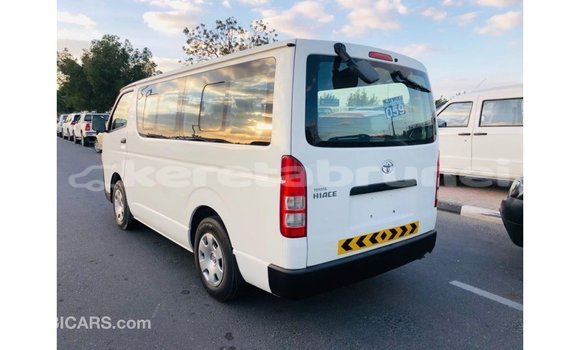 Buy Import Toyota Hiace White Car in Import - Dubai in Belait Buy Import Toyota Hiace White Car in Import - Dubai in Belait