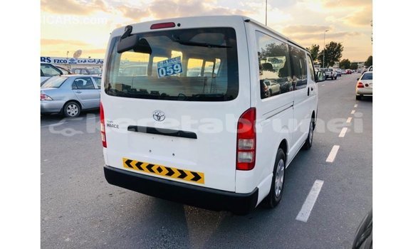 Buy Import Toyota Hiace White Car in Import - Dubai in Belait Buy Import Toyota Hiace White Car in Import - Dubai in Belait