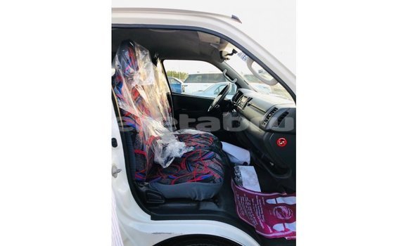 Buy Import Toyota Hiace White Car in Import - Dubai in Belait Buy Import Toyota Hiace White Car in Import - Dubai in Belait