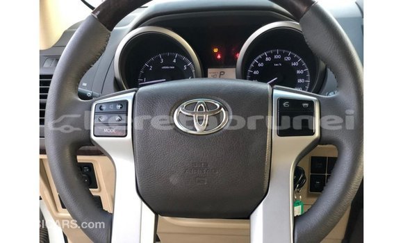 Buy Import Toyota Prado White Car in Import - Dubai in Belait Buy Import Toyota Prado White Car in Import - Dubai in Belait