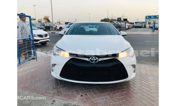 Buy Import Toyota Camry White Car in Import - Dubai in Belait Buy Import Toyota Camry White Car in Import - Dubai in Belait