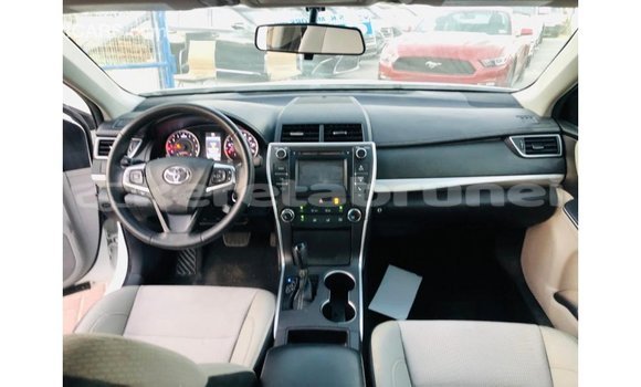 Buy Import Toyota Camry White Car in Import - Dubai in Belait Buy Import Toyota Camry White Car in Import - Dubai in Belait