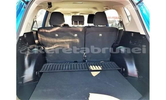 Buy Import Toyota HiAce Blue Truck in Import - Dubai in Belait Buy Import Toyota HiAce Blue Truck in Import - Dubai in Belait