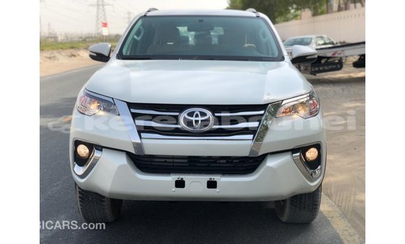 Buy Import Toyota Fortuner White Car in Import - Dubai in Belait Buy Import Toyota Fortuner White Car in Import - Dubai in Belait