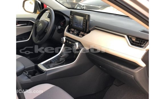 Buy Import Toyota HiAce Other Truck in Import - Dubai in Belait Buy Import Toyota HiAce Other Truck in Import - Dubai in Belait