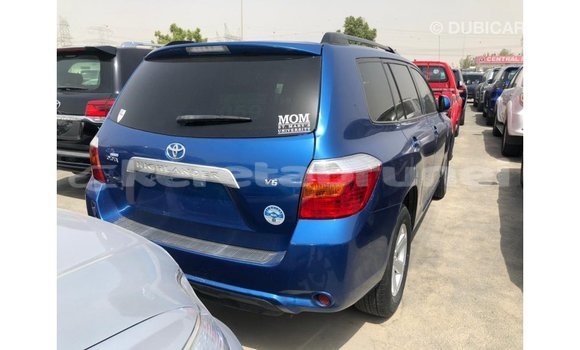 Buy Import Toyota Highlander Blue Car in Import - Dubai in Belait Buy Import Toyota Highlander Blue Car in Import - Dubai in Belait