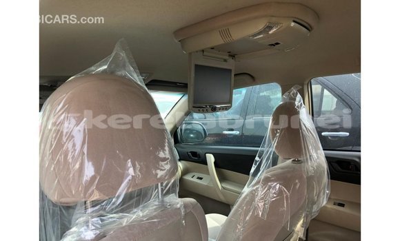 Buy Import Toyota Highlander Blue Car in Import - Dubai in Belait Buy Import Toyota Highlander Blue Car in Import - Dubai in Belait