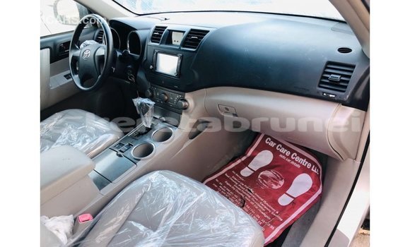 Buy Import Toyota Highlander Other Car in Import - Dubai in Belait Buy Import Toyota Highlander Other Car in Import - Dubai in Belait