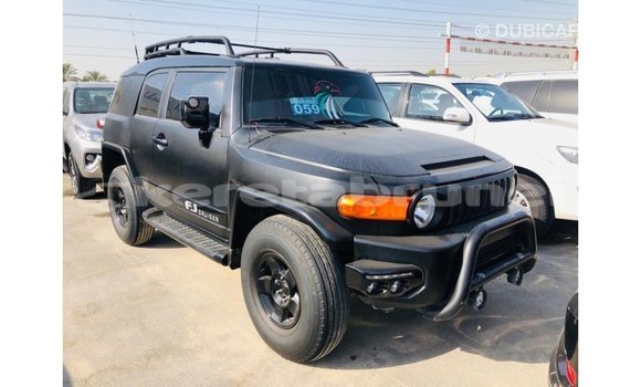 Buy Import Toyota FJ Cruiser Black Car in Import - Dubai in Belait Buy Import Toyota FJ Cruiser Black Car in Import - Dubai in Belait
