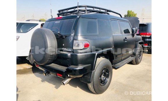 Buy Import Toyota FJ Cruiser Black Car in Import - Dubai in Belait Buy Import Toyota FJ Cruiser Black Car in Import - Dubai in Belait
