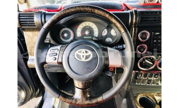 Buy Import Toyota FJ Cruiser Black Car in Import - Dubai in Belait Buy Import Toyota FJ Cruiser Black Car in Import - Dubai in Belait