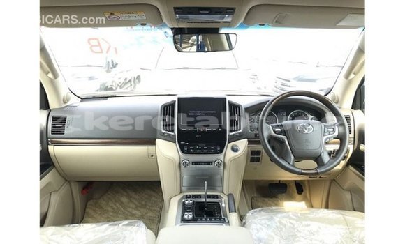 Buy Import Toyota Land Cruiser Black Car in Import - Dubai in Belait Buy Import Toyota Land Cruiser Black Car in Import - Dubai in Belait