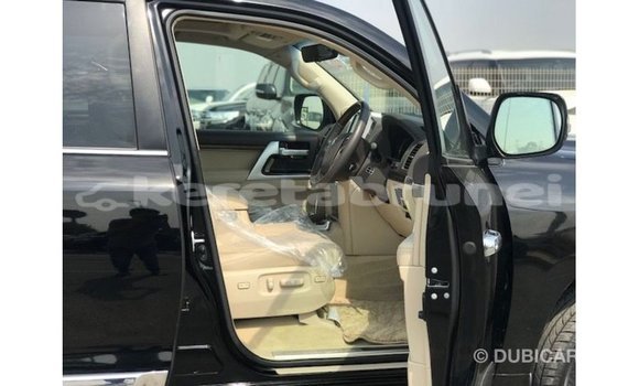 Buy Import Toyota Land Cruiser Black Car in Import - Dubai in Belait Buy Import Toyota Land Cruiser Black Car in Import - Dubai in Belait