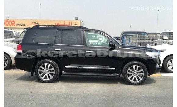Buy Import Toyota Land Cruiser Black Car in Import - Dubai in Belait Buy Import Toyota Land Cruiser Black Car in Import - Dubai in Belait