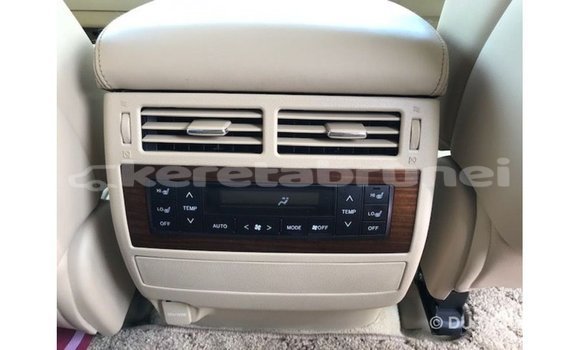 Buy Import Toyota Land Cruiser White Car in Import - Dubai in Belait Buy Import Toyota Land Cruiser White Car in Import - Dubai in Belait