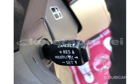 Buy Import Toyota Land Cruiser White Car in Import - Dubai in Belait Buy Import Toyota Land Cruiser White Car in Import - Dubai in Belait