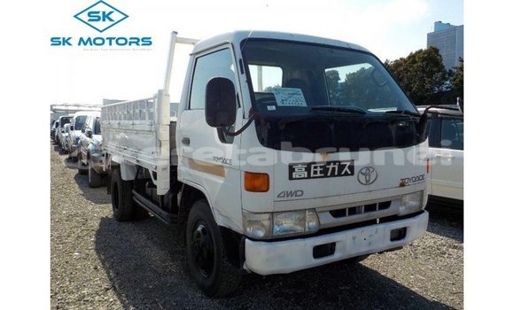 Buy Import Toyota Dyna White Truck in Import - Dubai in Belait