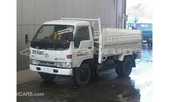 Buy Import Toyota Dyna White Truck in Import - Dubai in Belait Buy Import Toyota Dyna White Truck in Import - Dubai in Belait