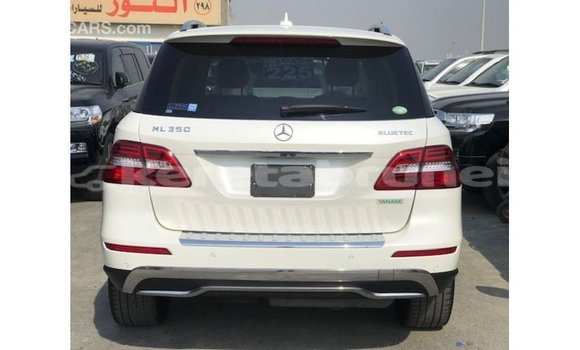 Buy Import Mercedes-Benz 190 White Car in Import - Dubai in Belait Buy Import Mercedes-Benz 190 White Car in Import - Dubai in Belait