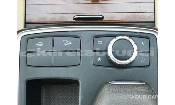 Buy Import Mercedes-Benz 190 White Car in Import - Dubai in Belait Buy Import Mercedes-Benz 190 White Car in Import - Dubai in Belait