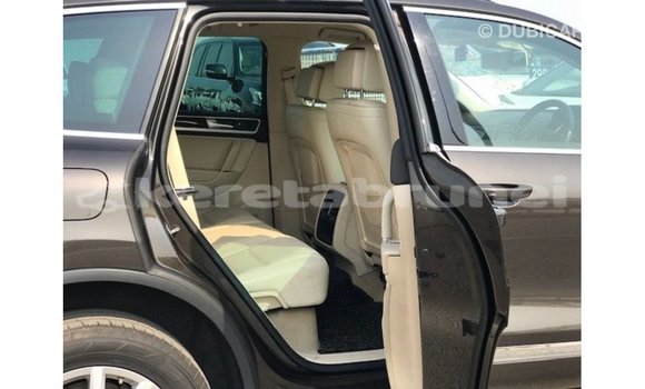 Buy Import Volkswagen Touareg Brown Car in Import - Dubai in Belait Buy Import Volkswagen Touareg Brown Car in Import - Dubai in Belait