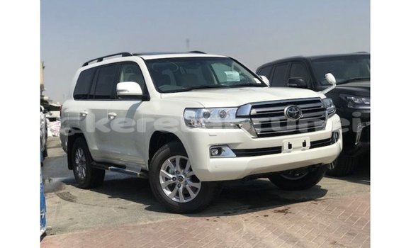 Buy Import Toyota Land Cruiser White Car in Import - Dubai in Belait