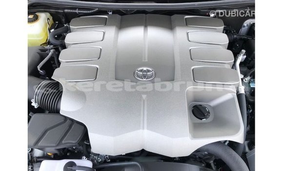 Buy Import Toyota Land Cruiser White Car in Import - Dubai in Belait Buy Import Toyota Land Cruiser White Car in Import - Dubai in Belait