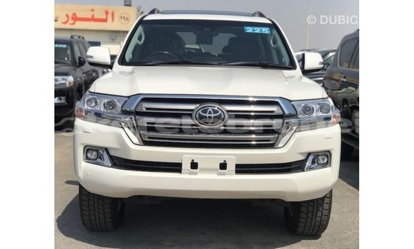 Buy Import Toyota Land Cruiser White Car in Import - Dubai in Belait Buy Import Toyota Land Cruiser White Car in Import - Dubai in Belait