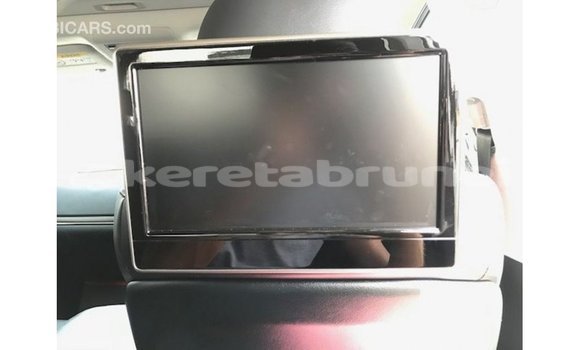 Buy Import Toyota Land Cruiser White Car in Import - Dubai in Belait Buy Import Toyota Land Cruiser White Car in Import - Dubai in Belait