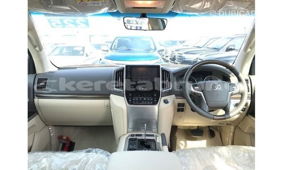 Buy Import Toyota Land Cruiser Black Car in Import - Dubai in Belait Buy Import Toyota Land Cruiser Black Car in Import - Dubai in Belait
