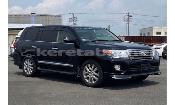 Buy Import Toyota Land Cruiser Black Car in Import - Dubai in Belait
