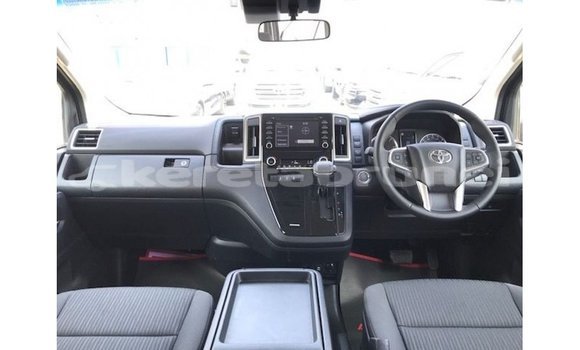 Buy Import Toyota Granvia White Car in Import - Dubai in Belait Buy Import Toyota Granvia White Car in Import - Dubai in Belait