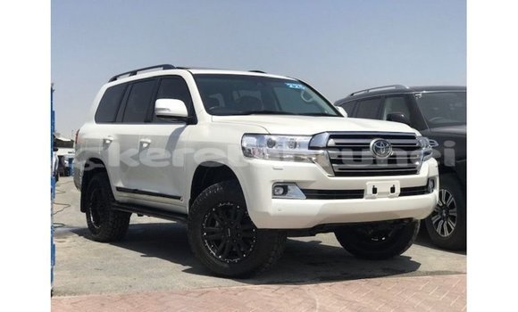 Buy Import Toyota Land Cruiser White Car in Import - Dubai in Belait