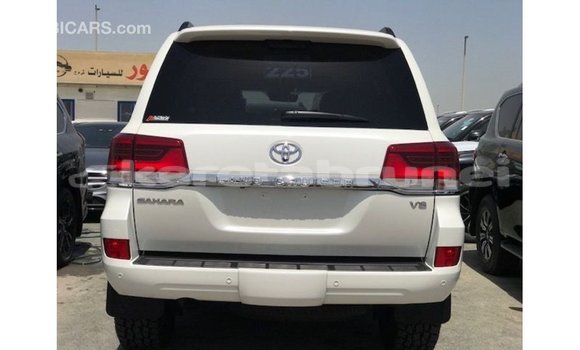 Buy Import Toyota Land Cruiser White Car in Import - Dubai in Belait Buy Import Toyota Land Cruiser White Car in Import - Dubai in Belait