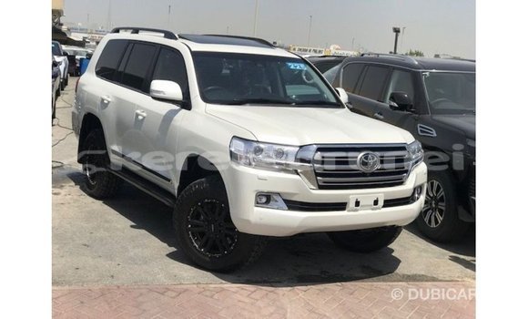 Buy Import Toyota Land Cruiser White Car in Import - Dubai in Belait Buy Import Toyota Land Cruiser White Car in Import - Dubai in Belait
